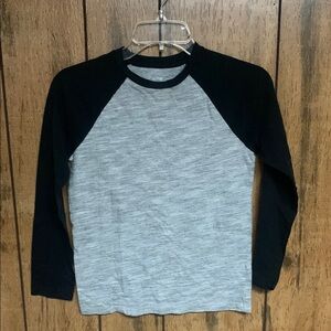 Urban Pipeline Boys Long-Sleeved Tee Sz M